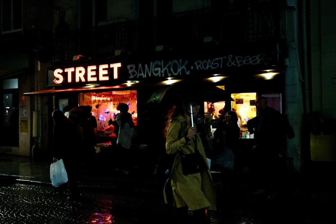 découvrez la délicieuse street food algérienne : des saveurs authentiques et des spécialités incontournables à savourer dans les rues d'algérie.