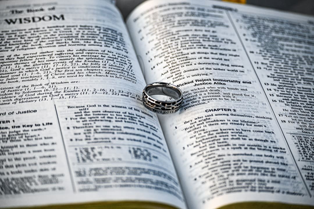 enregistrez officiellement votre mariage avec notre service simple et rapide. obtenez toutes les informations nécessaires pour la déclaration et la validation légale de votre union.