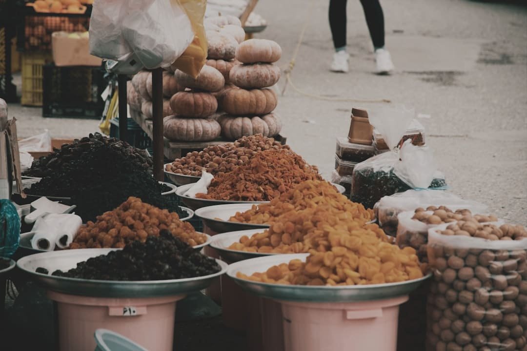 découvrez la street food algérienne : des saveurs authentiques et des spécialités traditionnelles à déguster sur le pouce.