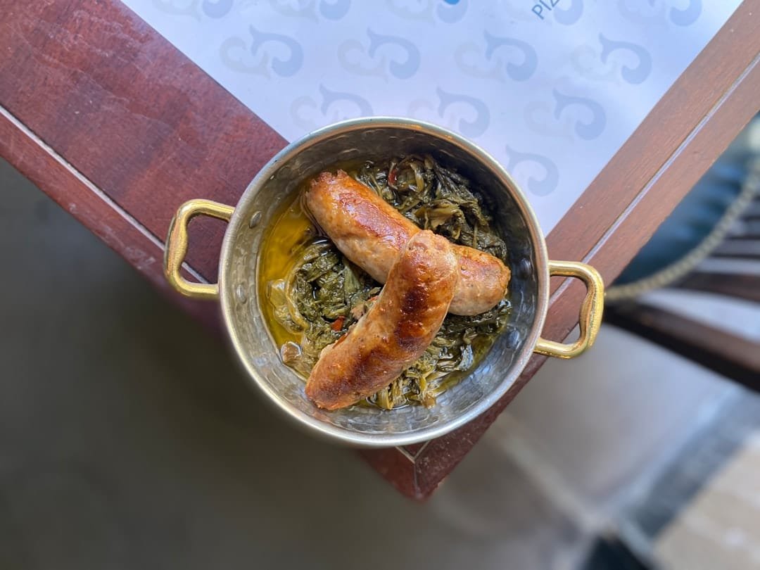 découvrez une recette authentique de street food algérienne, pleine de saveurs traditionnelles pour un repas rapide et délicieux.