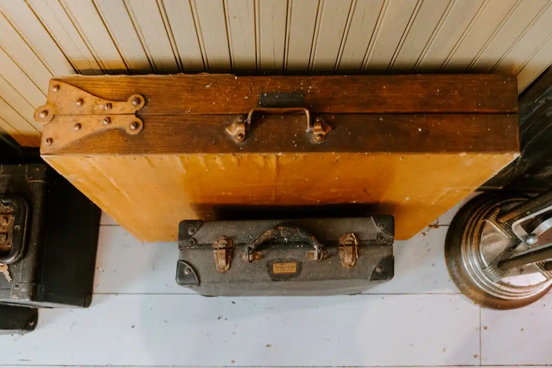 découvrez nos conseils et règles pour votre bagage cabine, afin de voyager léger et conforme aux normes des compagnies aériennes.