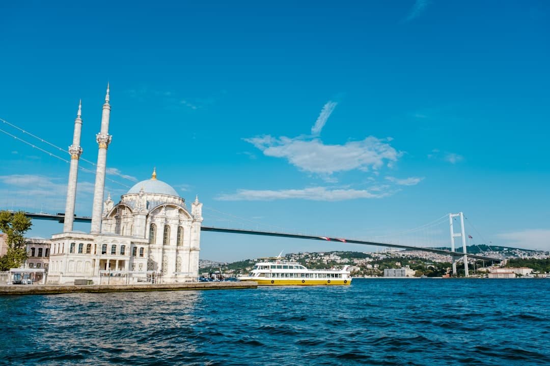 découvrez les dates et traditions du ramadan et de l'aïd 2026 en europe, ainsi que les célébrations culturelles et les événements à ne pas manquer.