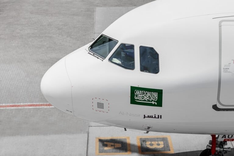 obtenez votre visa touristique pour l'arabie saoudite facilement et rapidement. découvrez les démarches, conditions et conseils pour visiter ce pays riche en culture et patrimoine.