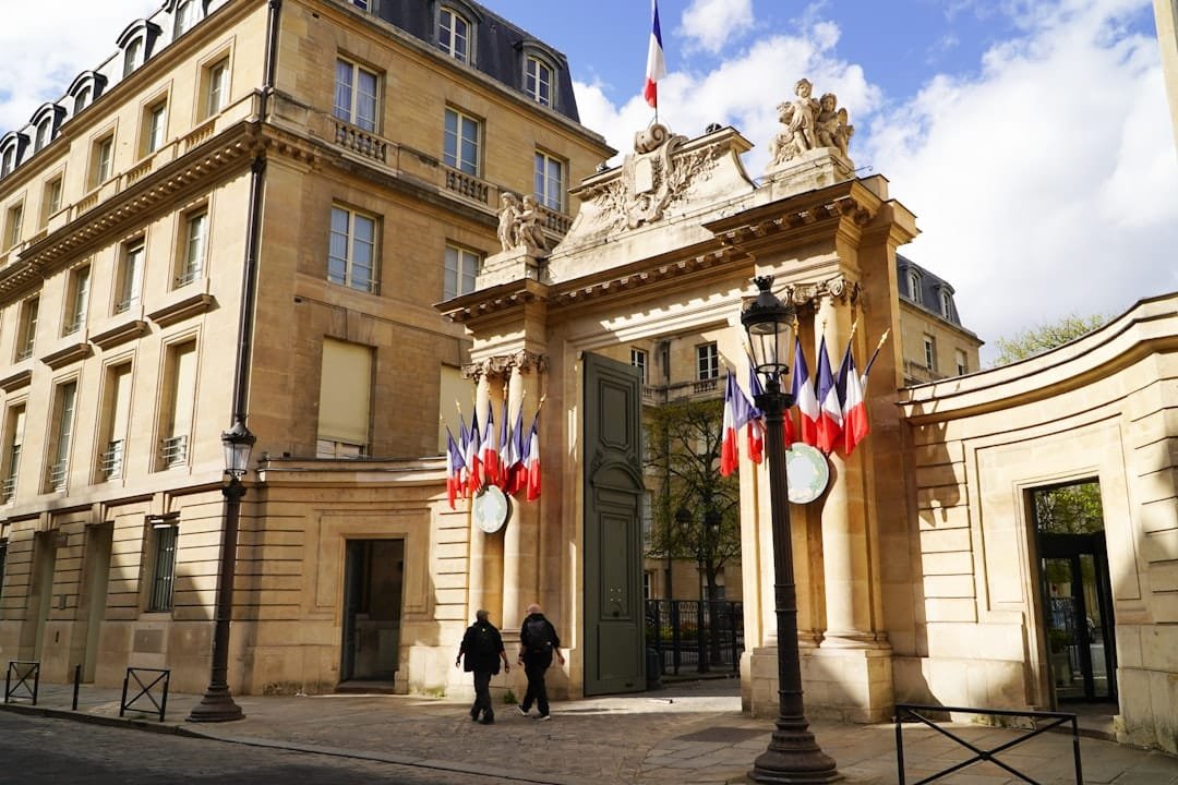 découvrez le réseau des médecins algériens en france : expertises, services et conseils pour une prise en charge médicale de qualité.