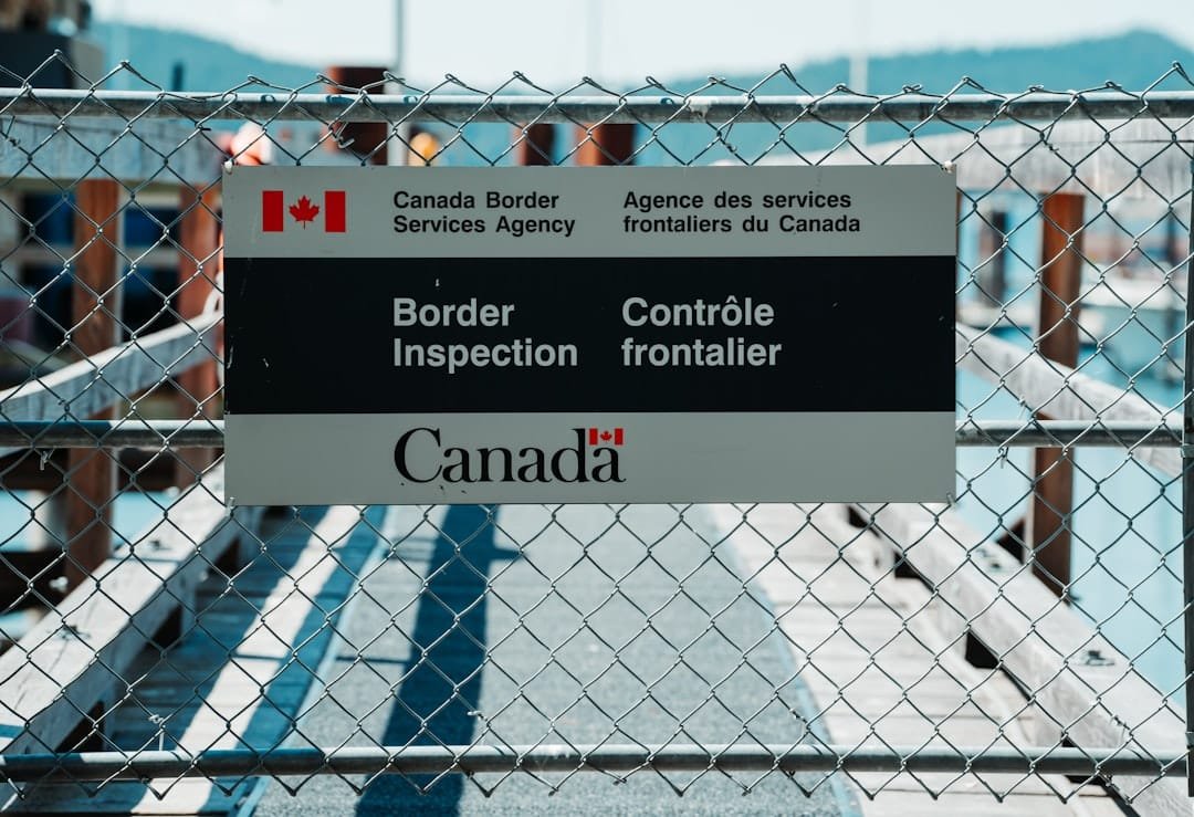 avertissements concernant les fraudes aux visas pour le canada : informations essentielles pour éviter les escroqueries et protéger votre demande de visa.