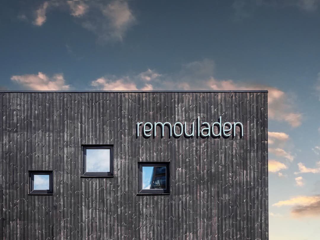 découvrez les démarches essentielles pour la régularisation de votre titre de séjour et profitez d'une résidence légale en toute sérénité.