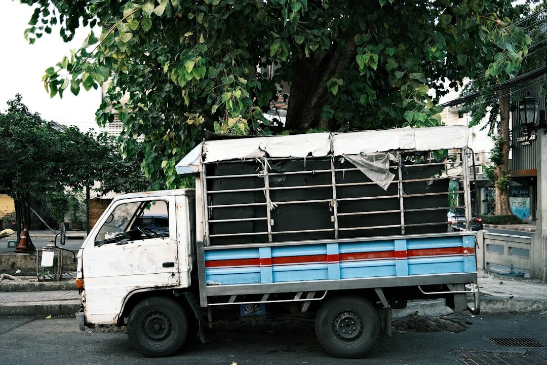découvrez notre large sélection de véhicules d'occasion fiables et à prix compétitifs. trouvez la voiture parfaite qui correspond à vos besoins et votre budget dès aujourd'hui.