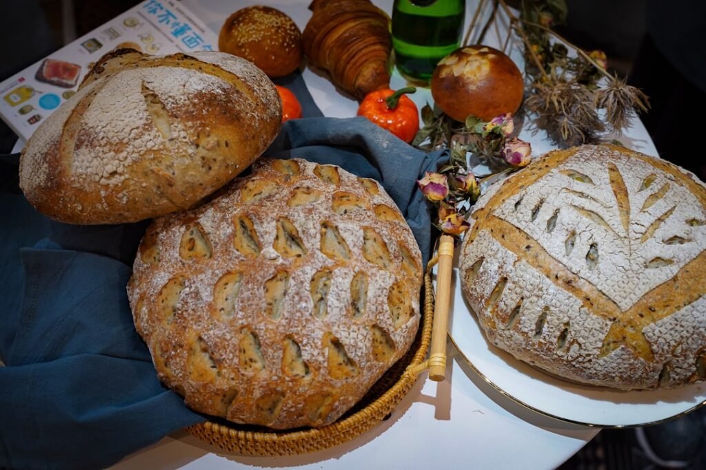découvrez l'authentique pâtisserie algérienne avec des recettes traditionnelles et gourmandes, parfaites pour toutes les occasions.