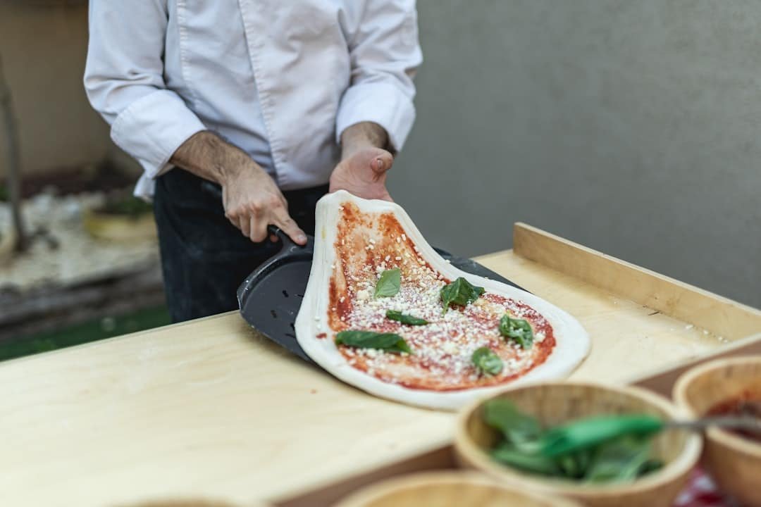 découvrez notre pizza innovante alliant saveurs audacieuses et ingrédients frais pour une expérience gustative unique.