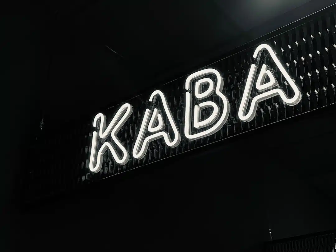 découvrez notre restaurant de kebabs moderne, alliant saveurs authentiques et ambiance contemporaine pour une expérience culinaire unique.