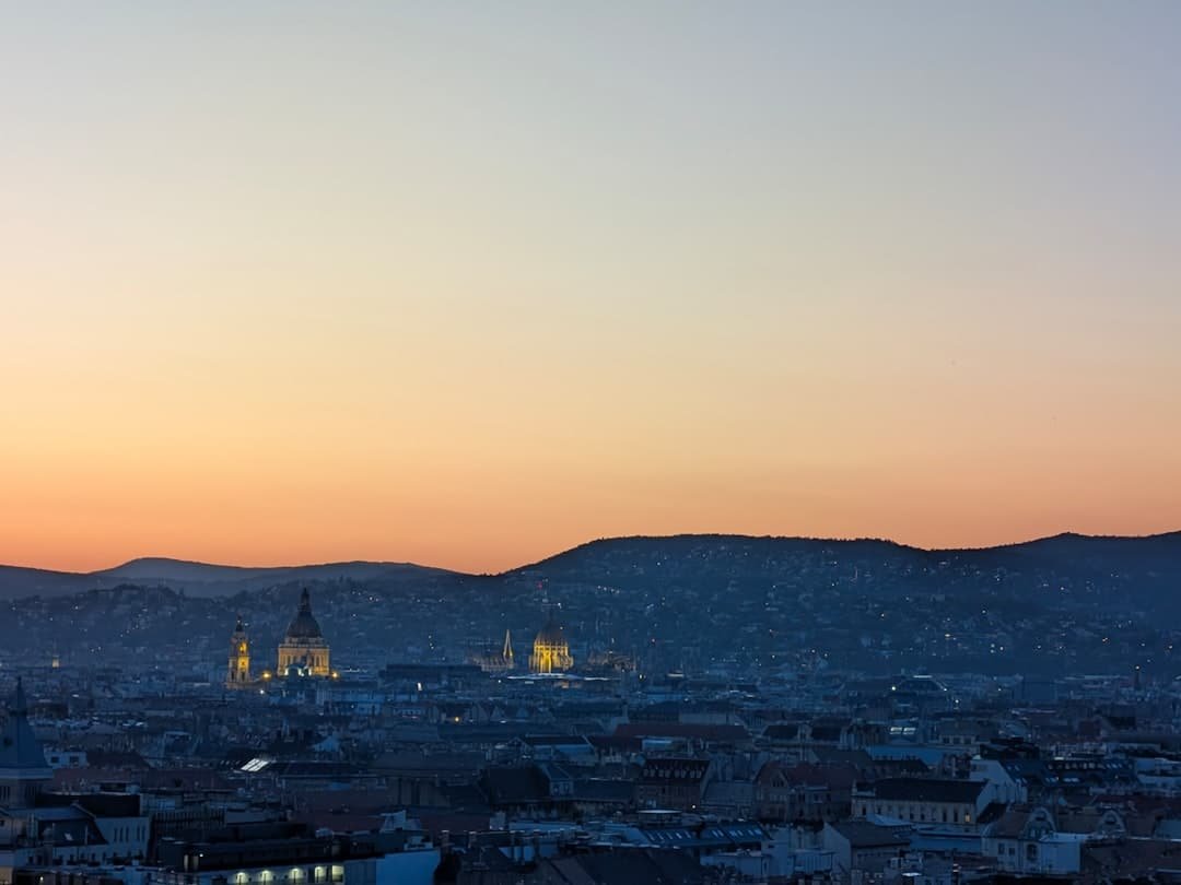 découvrez comment le ramadan est célébré à travers l'europe, ses traditions uniques, événements culturels et conseils pour vivre ce mois sacré en communauté.