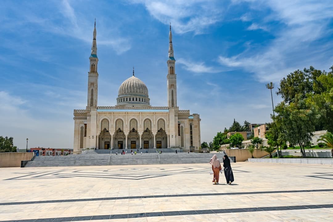 découvrez comment planifier votre budget voyage pour l'obtention du visa en algérie, avec des conseils pratiques sur les coûts et les démarches nécessaires.