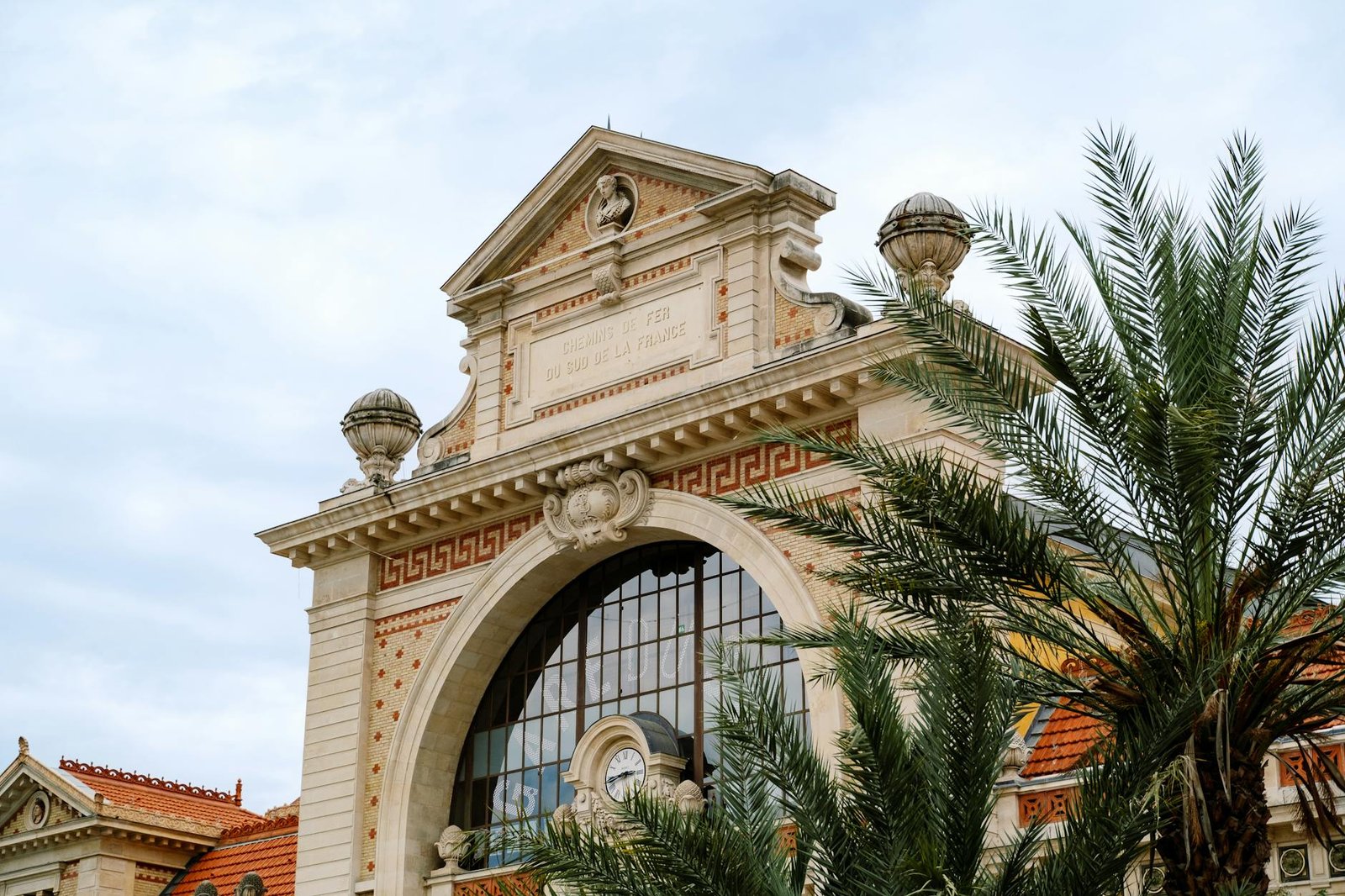 Consulat général d'Algérie à Nice - 20 bis avenue Mont Rabeau 06200