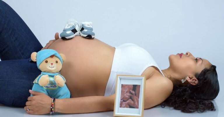 découvrez tout ce qu'il faut savoir sur la grossesse : conseils, symptômes, soins prénatals et bien-être pour une maternité épanouie.