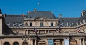 découvrez le parcours et l'engagement de ségolène royal, femme politique française, ancienne ministre et candidate à la présidence de la république.