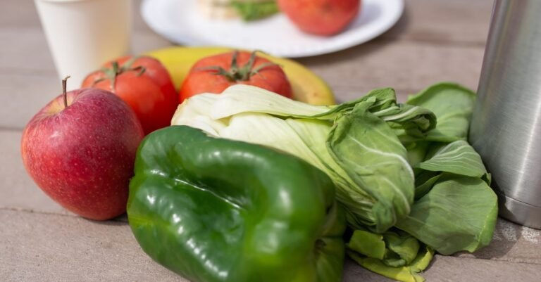 découvrez des conseils pratiques et des solutions efficaces pour réduire le gaspillage alimentaire et adopter une consommation responsable au quotidien.