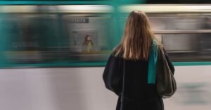 découvrez les délais d'attente pour les visas français en algérie et préparez votre demande en toute sérénité.