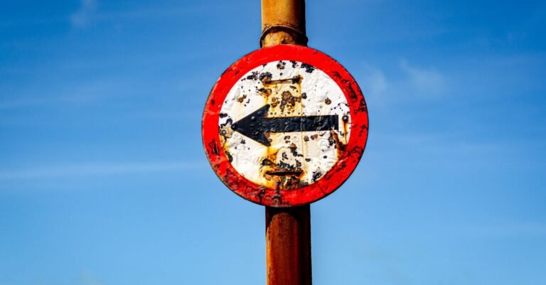 avertissement important : veuillez lire attentivement pour éviter tout risque ou erreur.