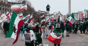 découvrez la diaspora algérienne : son histoire, sa culture, ses contributions à travers le monde et les liens qui unissent les communautés algériennes à l'étranger.