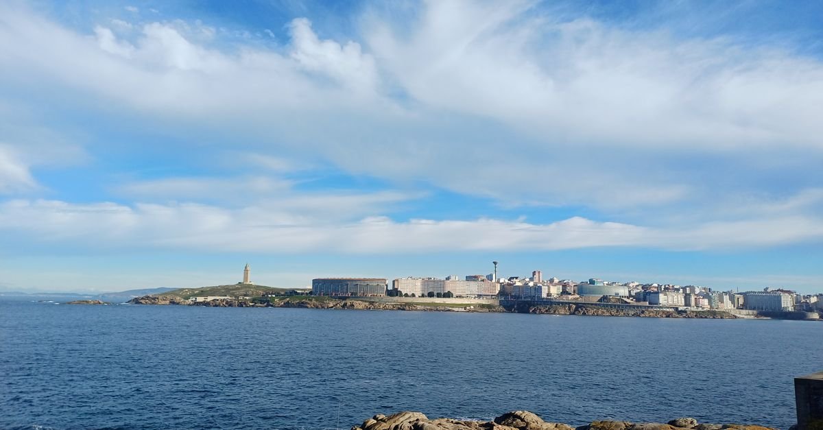 découvrez l'actualité et les enjeux de la crise à ceuta, une ville stratégique aux frontières de l'europe et de l'afrique, entre défis migratoires et tensions géopolitiques.