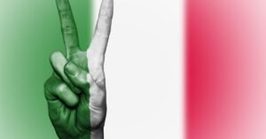 découvrez tout ce que vous devez savoir sur la nationalité : définition, critères, démarches et droits associés.