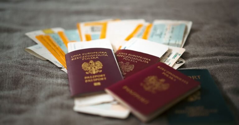 découvrez les conditions d'exemption de visa, les pays concernés et les durées autorisées pour voyager sans visa.