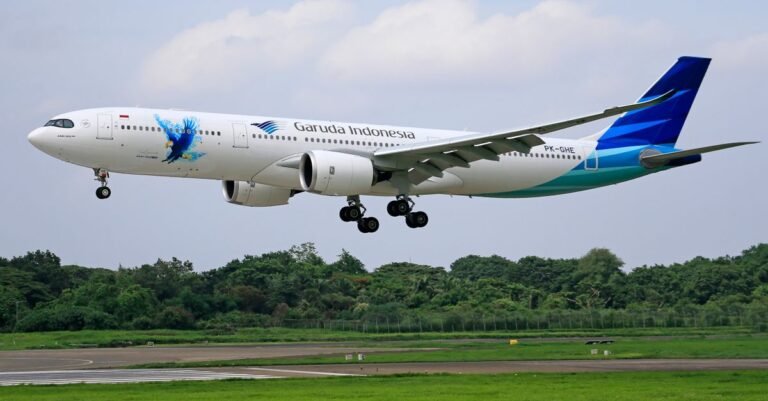 découvrez l'a330neo, un avion long-courrier moderne offrant une efficacité énergétique exceptionnelle, un confort accru et des performances optimisées pour les voyages aéronautiques.