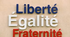 procès du maire français : suivez les détails et enjeux de cette affaire judiciaire majeure.