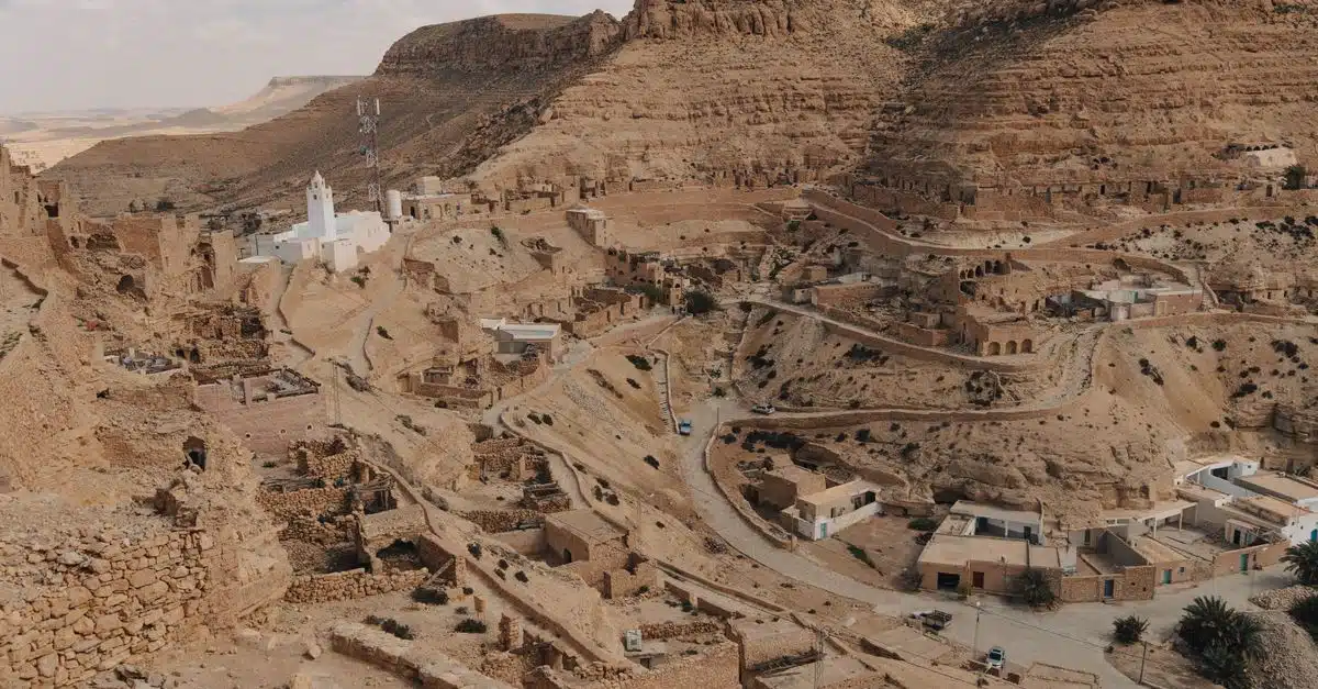 découvrez tanezrouft, une région désertique fascinante d'afrique du nord, connue pour ses paysages arides et son importance géographique unique.