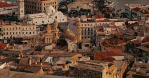 découvrez le tourisme en algérie : paysages fascinants, richesses culturelles, sites historiques et plages magnifiques pour un voyage inoubliable.
