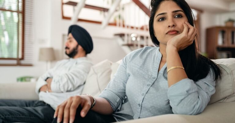 découvrez les raisons courantes refusant un mariage et comment les gérer avec respect et compréhension.